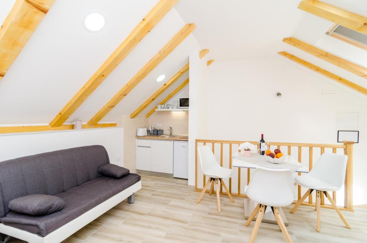 Shining Star Apartment